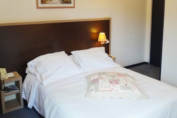 chambre-standard-n6-1920x1080-1024x576